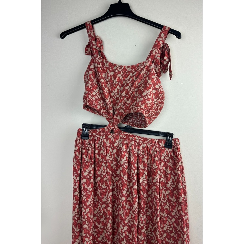 Natural Life Women Red Floral Cut Out Maxi Dress Tie Strap Smocked Size Medium - Picture 4 of 12